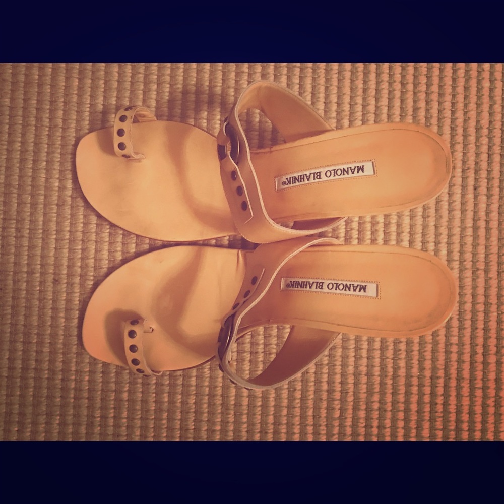 Women’s sandals